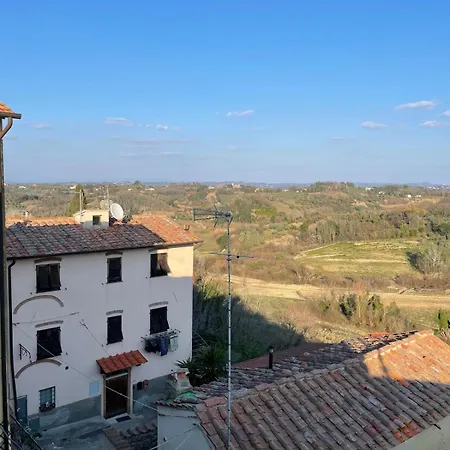 Le Acacie Vista Castello